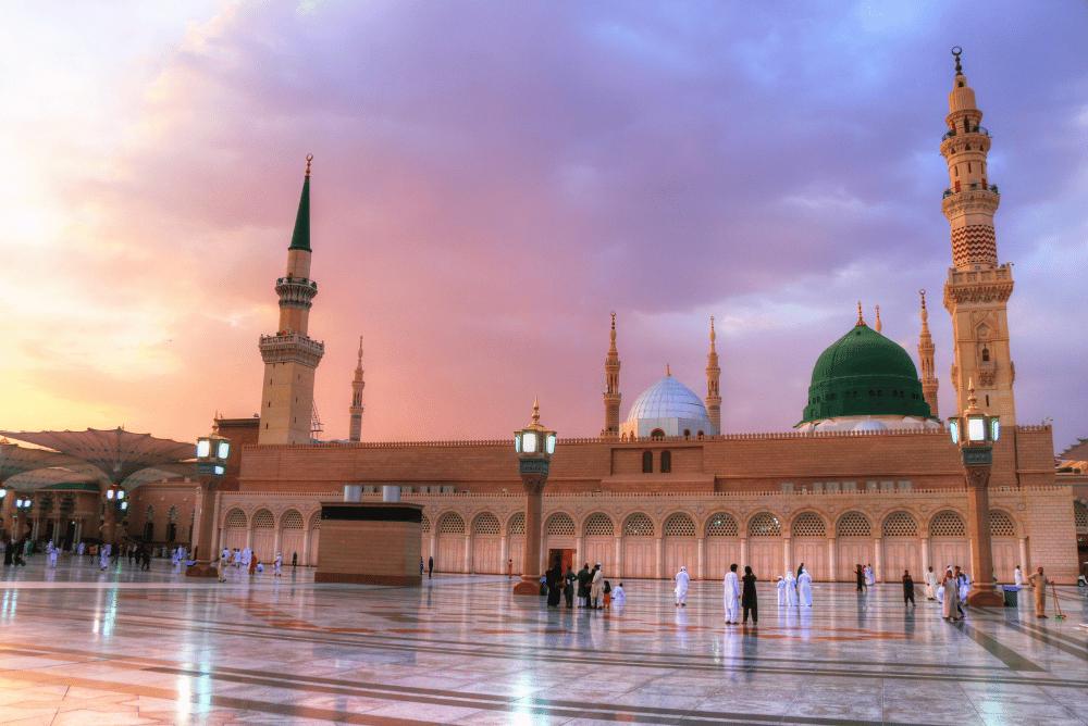 Umrah Travel Agency from UK - BookCheapestUmrah